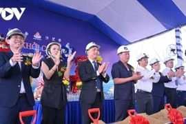 Health Ministry leaders attend groundbreaking ceremony for plasma-based biopharmaceutical production plant (Photo: Vov.vn)