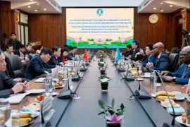 At the meeting between Minister of Agriculture and Rural Development Le Minh Hoan and visiting FAO Director-General Qu Dongyu. (Photo: VNA)