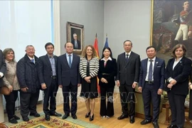 Representatives of the State Audit of Vietnam and the Spanish Court of Audit meet on November 7, 2025. (Photo: VNA)