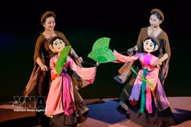 Vietnamese puppetry faces pressure to adapt to modern lifestyles, particularly amid growing competition from diverse entertainment forms (Photo: VNA)