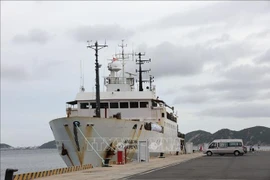 The Akademik Lavrentyev, one of Russia’s most advanced research vessels specialising in marine geology, geophysics, and oceanography, dockd at Cam Ranh Port in October 2025, carrying a joint team of 30 Russian and Vietnamese scientists. (Photo: VNA)