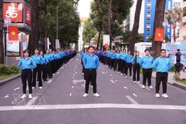 Young people take part in a mass performance at the Ho Chi Minh City Youth Festival 2026. (Photo: VNA)