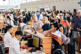 Passengers arrive at Phu Quoc International Airport. (Photo: VNA)