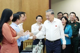Party General Secretary To Lam meets with voters in 11 wards of the capital city on September 23, 2025. (Photo: VNA)