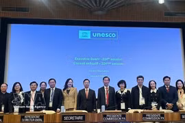 The Vietnamese delegation attends the 224th session of the UNESCO Executive Board. (Photo: VNA)