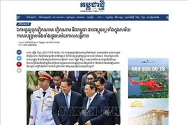 The article on Kampuchea Thmey Daily reports on the special seminar on Vietnam’s 80-year journey of development since the August Revolution and the two countries' relationship. (Photo: VNA)