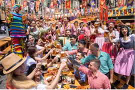 The festival comes alive with vibrant colors and lively dances throughout the Sun Kingdom. (Photo: Sun Group)