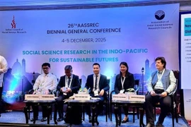 Representatives from Vietnam and other delegations at the conference (Photo: VNA)