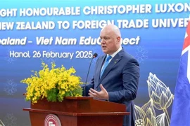 New Zealand Prime Minister Christopher Luxon addresses the event. (Photo: VNA)