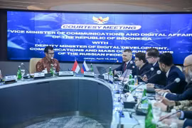 Indonesian Deputy Minister of Communications and Digital Nezar Patria meets with the Russian Deputy Minister of Digital Development, Communications, and Mass Communications, Andrey Zarenin in Jakarta on April 15. (Photo: ANTARA)