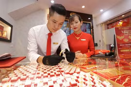 At Bao Tin Manh Hai gold company (Photo: VNA)