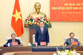 NA Chairman Tran Thanh Man (centre) speaks at the event (Photo: VNA)