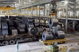 Steel products of Hoa Phat Group (a private conglomerate) serve domestic demand and are exported to 40 countries and territories. (Photo: VNA)