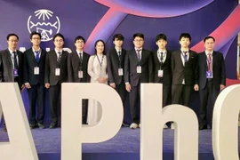 The Vietnamese team at the 2025 APhO, which is held in Dhahran, Saudi Arabia. (Photo: VNA)