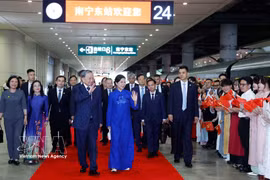 General Secretary of the Communist Party of Vietnam (CPV) Central Committee and State President To Lam and his spouse, together with a high-level Vietnamese delegation, leave Nanning on April 17, successfully concluding their state visit to China from April 14–17 (Photo: VNA)
