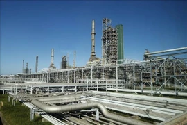 A view of Dung Quat Oil Refinery of Binh Son Refining and Petrochemical Co Ltd. (Photo: VNA)