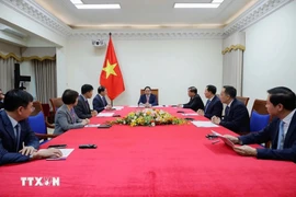 PM Pham Minh Chinh holds phone talks with his Malaysian counterpart Anwar Ibrahim (Photo: VNA)