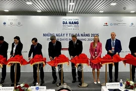 Delegates at the opening ceremony of the “Italian Days in Da Nang 2025”. (Photo: VNA)