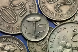 Malaysia tightens spending to strengthen economic resilience