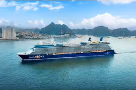 Celebrity Solstice, a luxury Malta-flagged cruise ship operated by Celebrity Cruises. (Photo: sggp.org.vn)