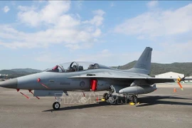 A Korean FA-50 fighter jet on display at Seoul ADEX 2021. (Photo: YONHAP/VNA)