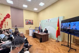 A roundtable in Moscow reviews key outcomes of the 14th National Congress of the Communist Party of Vietnam. (Photo: VNA)