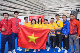 The joy of the Vietnamese karate team (Photo: VNA)