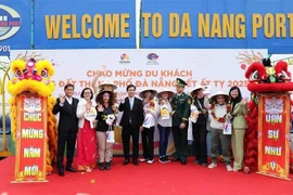 Da Nang welcomes first foreign tourists to the city (Photo: VNA)