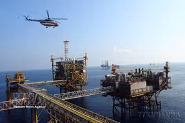 A view of the Central Technology Platform No. 2 of the Bach Ho (White Tiger) oil rig under the Vietsovpetro joint venture between Vietnam and Russia (Photo: VNA)
