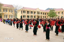 Students at Linh Phu Primary and Secondary Boarding School for Ethnic Minorities (Photo: VNA)