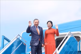 General Secretary of the Communist Party of Vietnam (CPV) Central Committee To Lam and his spouse Ngo Phuong Ly leave Hanoi on October 20, 2025 for an official visit to Finland (Photo: VNA)