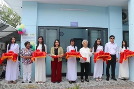 At the opening ceremony of the Child Counseling and Service Office at Hoa Hong Shelter. (Photo: VNA)