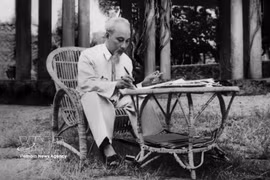 President Ho Chi Minh works at the Presidential Palace in Hanoi. (File photo: VNA)