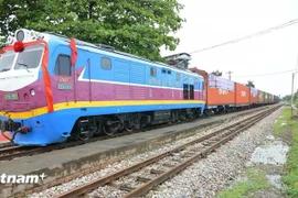 A Vietnam-China cargo train. (Photo: VNA)