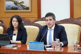FTSE Russell's Global Head of Equity and Multi Asset Gerald Toledano speaks at the meeting. (Photo: Government Newspaper)