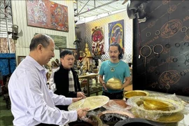 Products from the Dai Bai bronze casting village in Gia Binh commune, Bac Ninh province, featured at the Glorious Spring Fair 2026 in Hanoi as enduring imprints of time. (Photo: VNA)