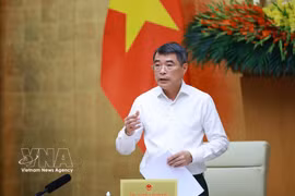 Prime Minister Le Minh Hung speaks at the Government’s regular meeting for April, the first of the 16th-tenure Government, in Hanoi on May 4, 2026. (Photo: VNA)