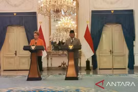 President Prabowo Subianto (R) and NDB President Dilma Vana Rousseff at their joint press conference (Photo: antara)