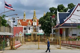 A border checkpoint between Cambodia and Thailand. (Photo: AFP)