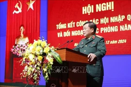 Deputy Minister of National Defence Sen. Lieut. Gen. Hoang Xuan Chien speaks at the event (Photo: VNA(