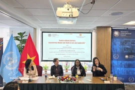 Speakers at the dialogue. (Photo: VNA)