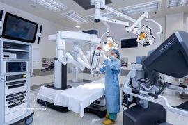 FV Hospital equips the Da Vinci Xi surgical robot, the world’s most advanced generation of robotic surgery systems. (Photo: VNA)