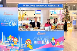 A booth promoting Ho Chi Minh City's tourism is set up at Tan Son Nhat International Airport. (Photo: VNA)
