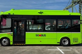 Singapore begins trial of driverless public buses