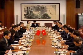 An oveview of the first meeting of the Vietnam – China Joint Railway Cooperation Committee in Beijing. (Photo: VNA)