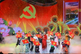 A performance staged at the political-artistic programme entitled “Duong len phia truoc” (The road ahead) held in Hanoi on February 4. (Photo: VNA)