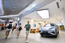 Chinese EV giant BYD records 3,239 units, or nearly one in four total car registrations, in the first quarter of 2026. (Photo: straitstimes.com)