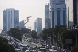 A street in Jakarta, Indonesia. (Photo: Xinhua/VNA)