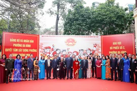 Party General Secretary To Lam meets voters at Polling Station No. 2 in Ba Dinh ward in Hanoi. (Photo: VNA)