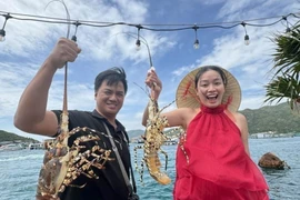 Last year, total aquatic product output reached 9.95 million tonnes, while export turnover set a new record of 11.3 billion USD, comfortably surpassing the target. (Photo: VNA)